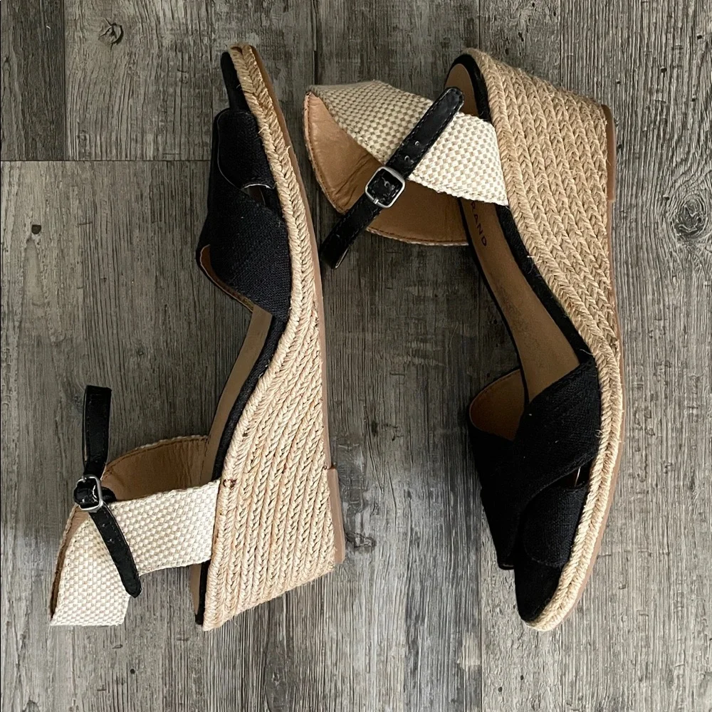 Lucky Brand Black wedge ankle espadrilles